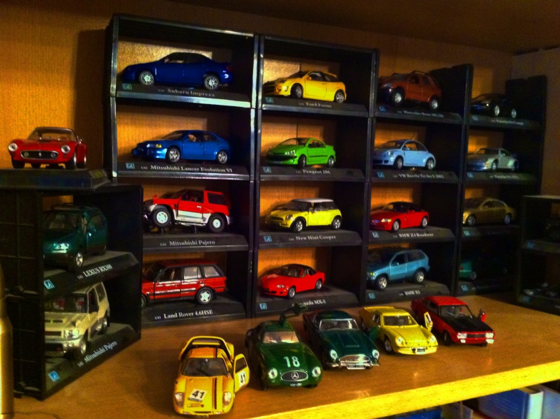 коллекция автомобилей 

